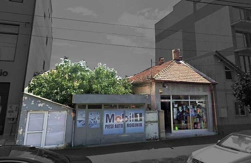 Casă cu 4 camere cu Teren 200 Mp în Central