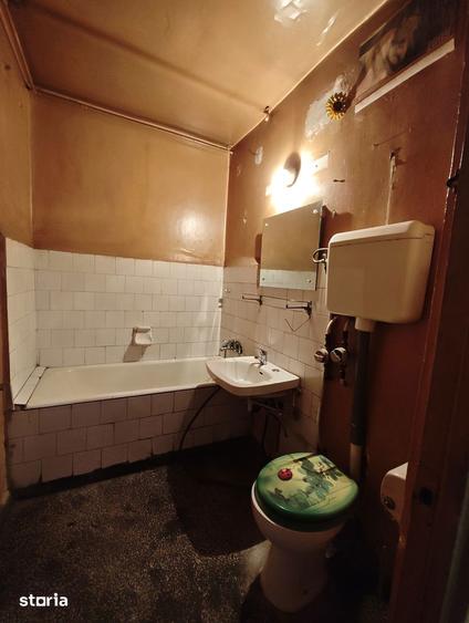 Apartament cu 2 camere decomandat în Titan