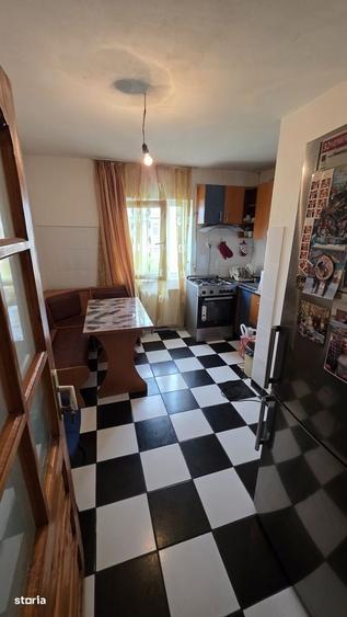 Apartament cu 3 camere în Mircea-Vodă