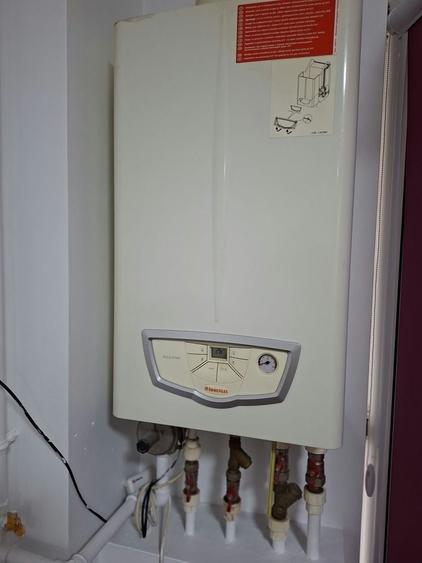 Apartament cu 2 camere decomandat, mobilat în Militari