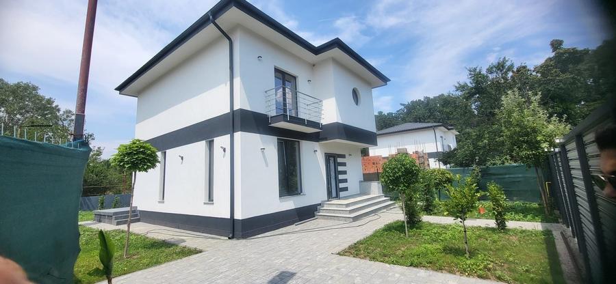 Casă cu 4 camere în Gulia