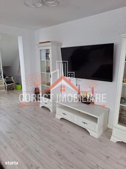 Casă cu 4 camere cu Teren 400 Mp în Central