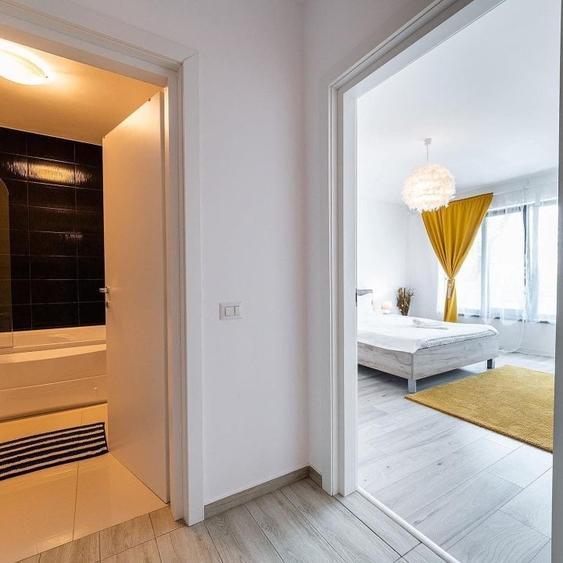 Apartament cu 3 camere decomandat în Ferme
