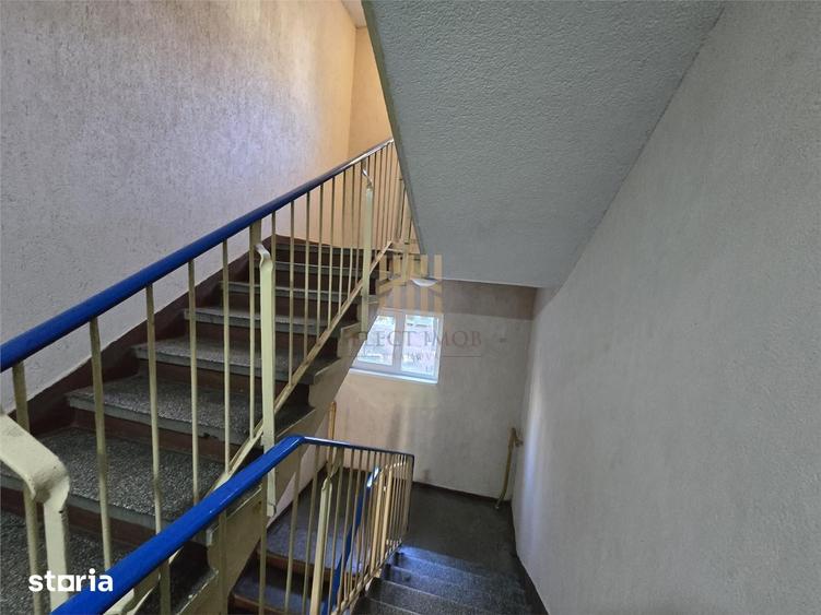 Apartament cu 2 camere semidecomandat în Sud