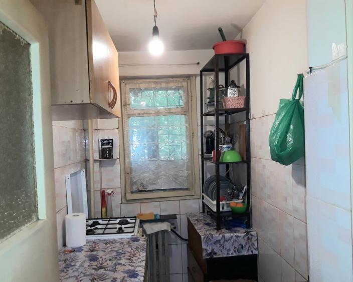 Apartament decomandat în Doamna Ghica