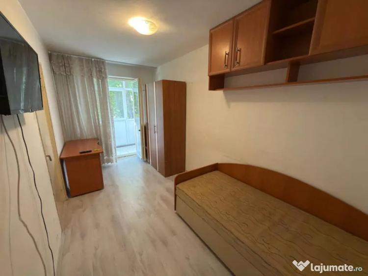 Apartament cu 2 camere semidecomandat în Malu Roșu