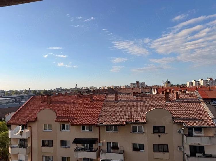 Garsonieră decomandată în Lucian Blaga