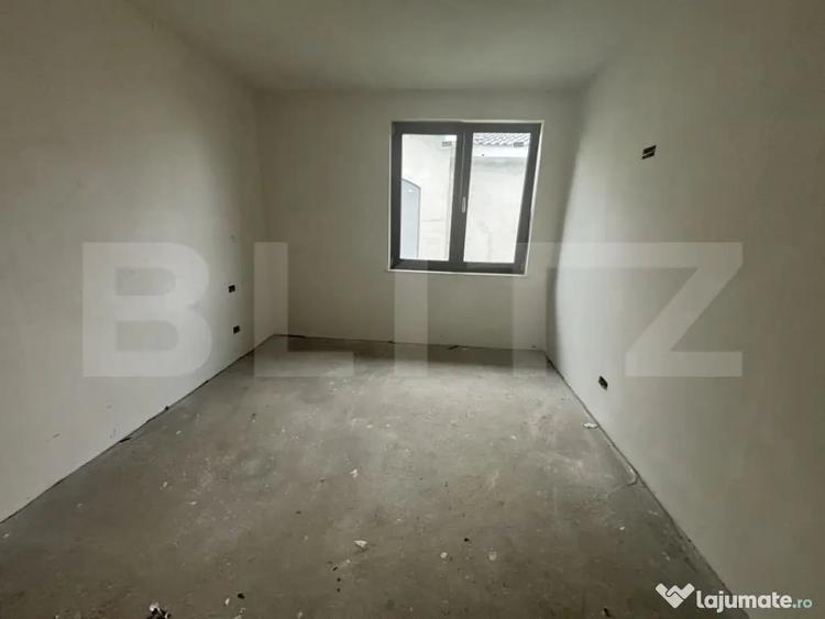 Casă cu 4 camere cu Teren 300 Mp în Vetiș