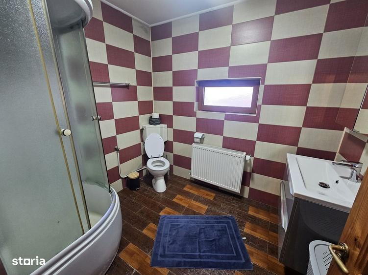 Casă cu 3 camere în Central