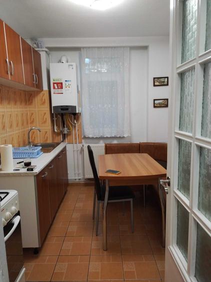 Apartament cu 2 camere în Calea București