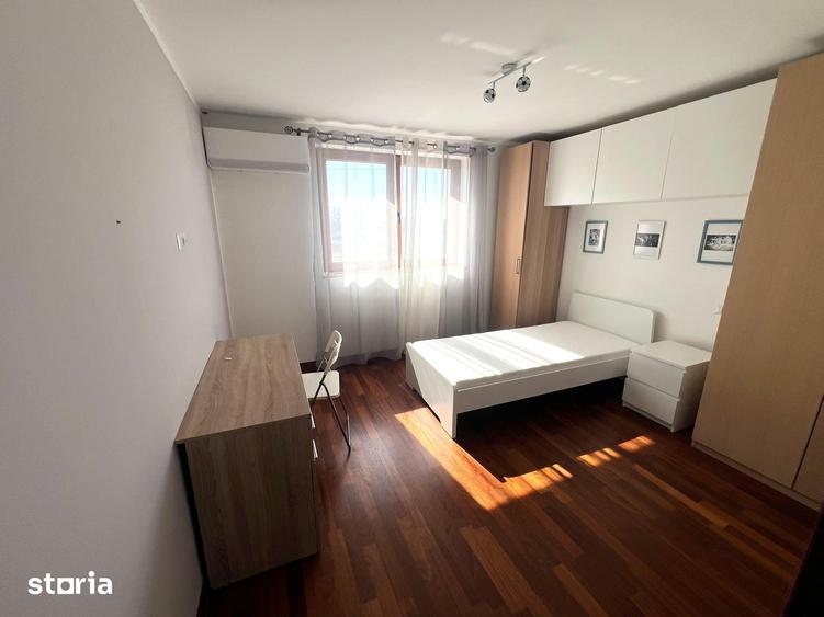 Casă cu 5 camere cu Teren 1250 Mp în Sud