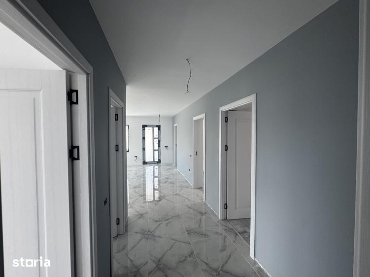 Casă cu 4 camere cu Teren 625 Mp în Ștefănești