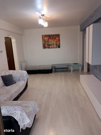 Apartament cu 2 camere semidecomandat în Calea Galați