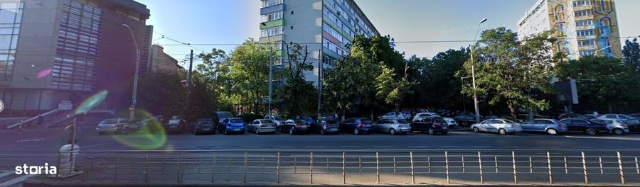 Spațiu comercial, de 130 mp, în Centrul Civic