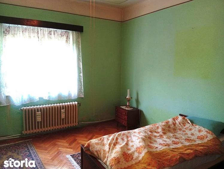 Casă cu 3 camere cu Teren 370 Mp în Funcționarilor