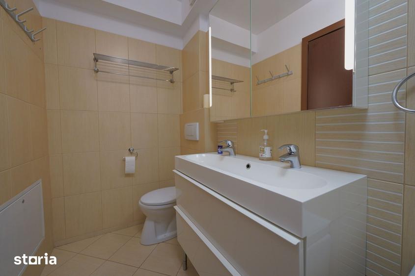 Casă cu 4 camere cu Teren 50 Mp în Central