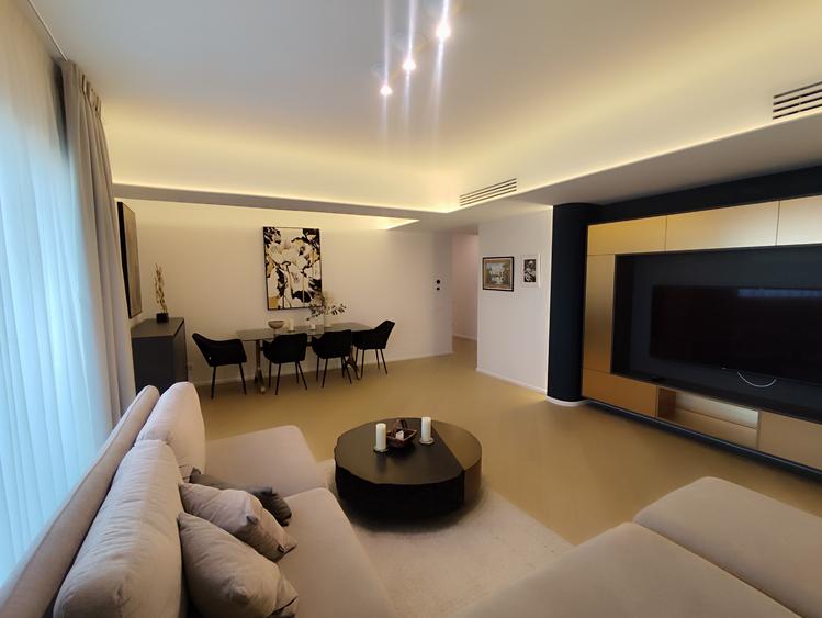Apartament cu 3 camere decomandat în Cotroceni