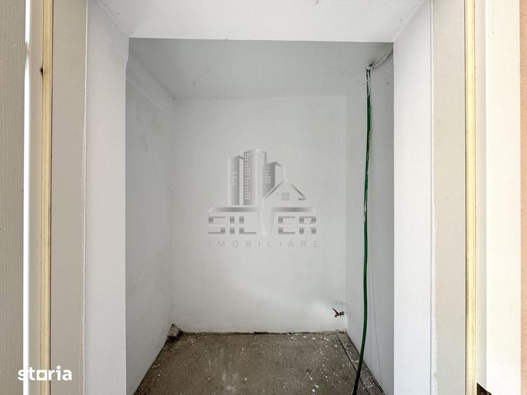 Casă cu 4 camere cu Teren 75 Mp în Florești