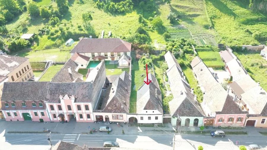 Casă cu Teren 1694 Mp în Biertan