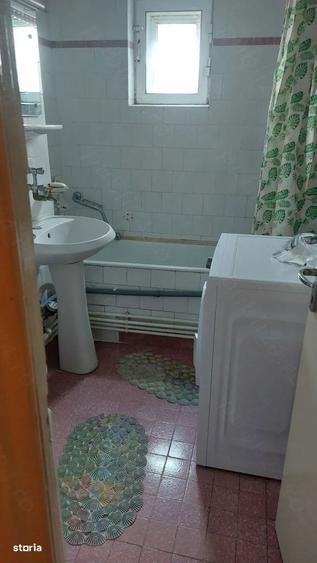 Apartament cu 2 camere decomandat, mobilat în Tomis Nord