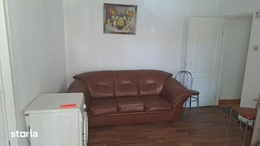 Apartament cu 2 camere în Cetate