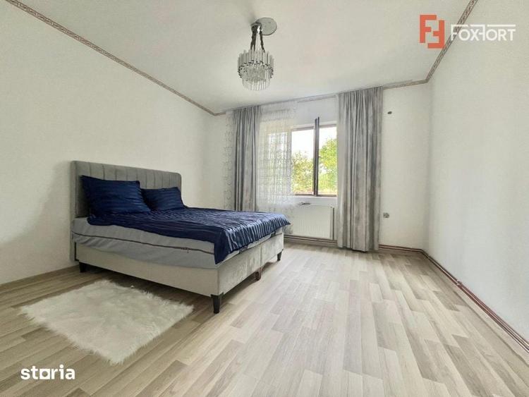 Casă cu 3 camere cu Teren 486 Mp în Plopi