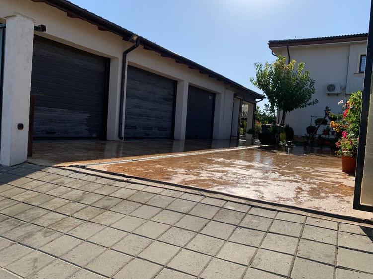 Casă cu 4 camere cu Teren 552 Mp în Ovidiu