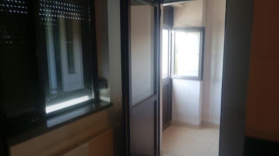 Apartament cu 2 camere decomandat în Prelungirea Ghencea
