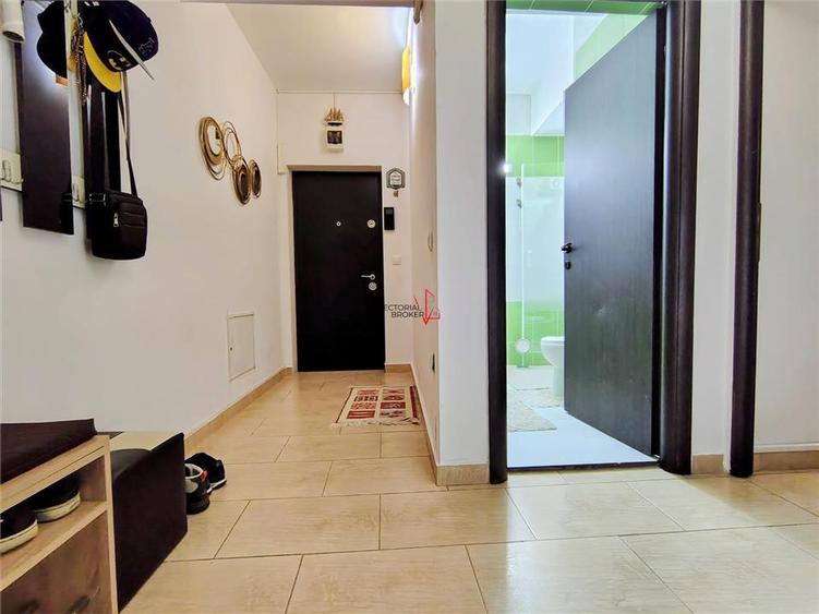 Apartament cu 2 camere decomandat, mobilat în Titan