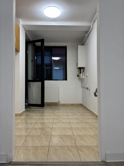 Apartament cu 2 camere semidecomandat în Sebastian