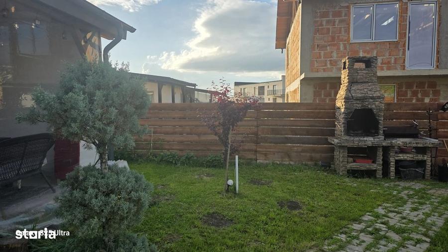 Casă cu 4 camere cu Teren 600 Mp în Bucium