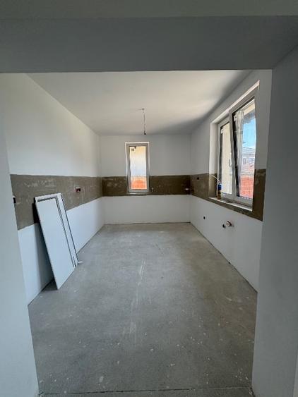 Duplex cu 4 camere cu Garaj în Giroc