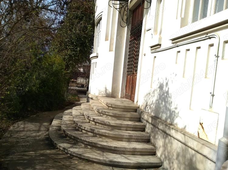 Spațiu comercial, de 150 mp, în Central