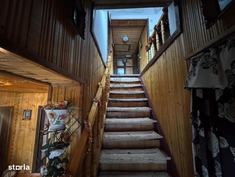 Casă cu 4 camere în Panaci