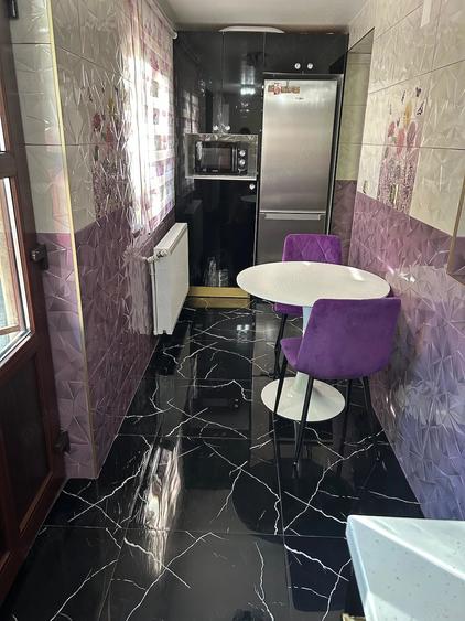 Apartament cu 2 camere decomandat în Micro 19