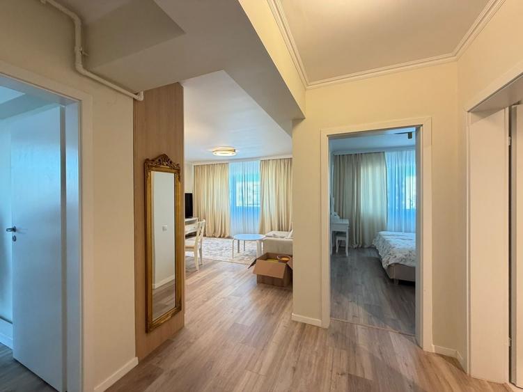 Apartament cu 3 camere semidecomandat, mobilat în Tunari