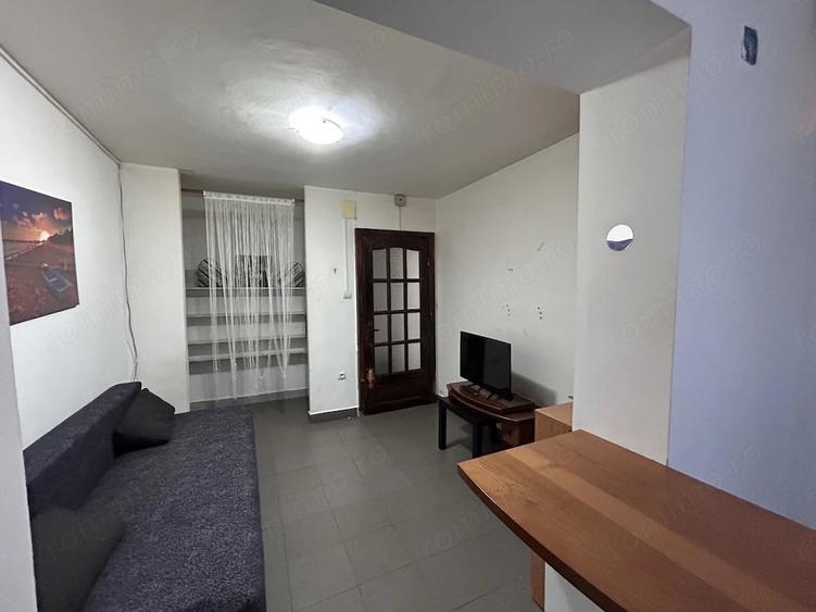 Apartament cu 2 camere decomandat în Confecții