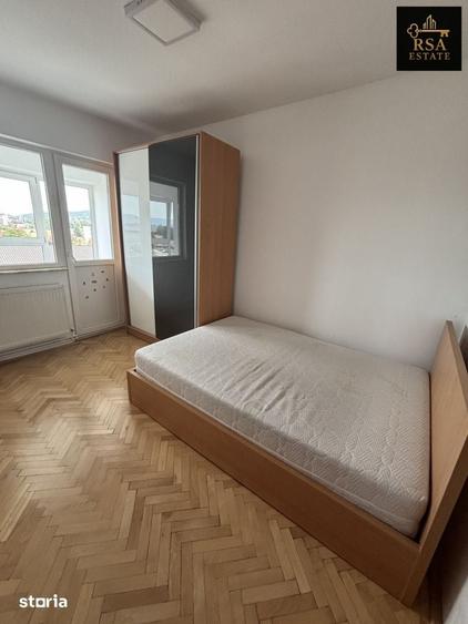 Apartament cu 4 camere în Traian