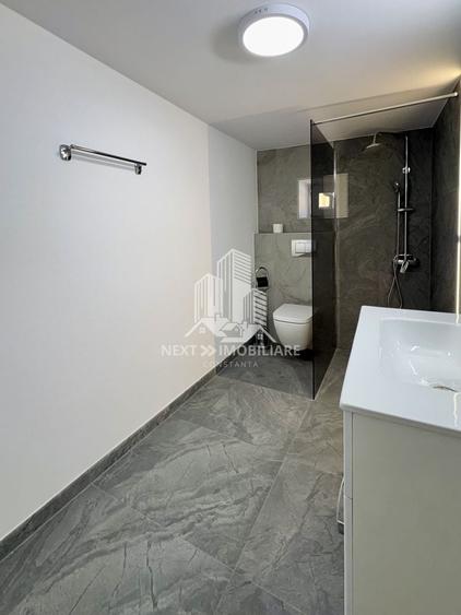 Casă individuală cu 4 camere cu Canalizare în Casa de Cultură
