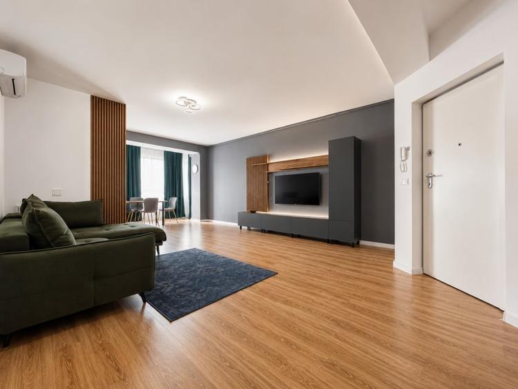 Apartament cu 2 camere semidecomandat, mobilat în Pipera
