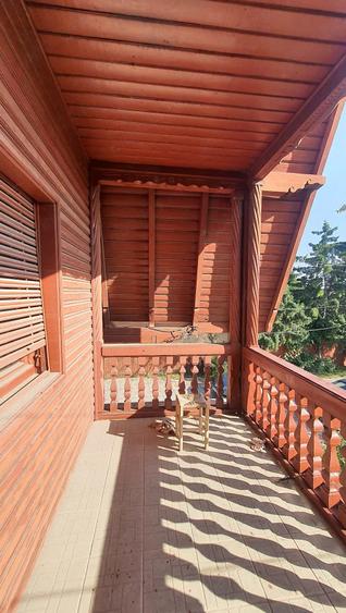 Casă cu 8 camere cu Teren 2473 Mp în Găgeni