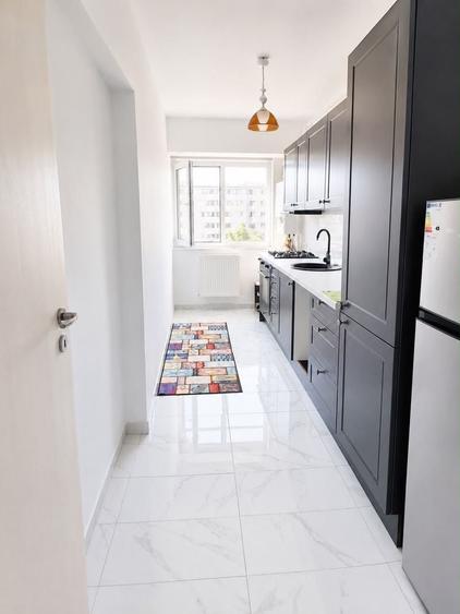 Direct proprietar - inchiriez apartament decomandat (Militari Residence ) - 2