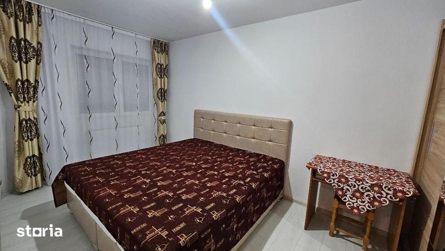 Apartament cu 2 camere semidecomandat în Cetate