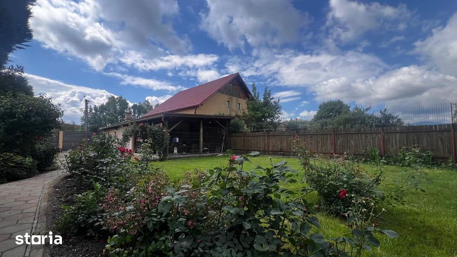 Casă cu 4 camere cu Teren 2283 Mp în Hălchiu