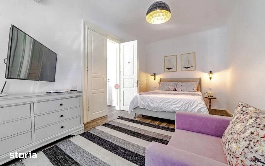 Casă cu 6 camere cu Teren 660 Mp în Centrul Istoric