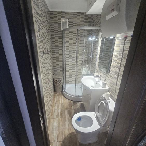 Apartament cu 2 camere semidecomandat în Gara de Nord