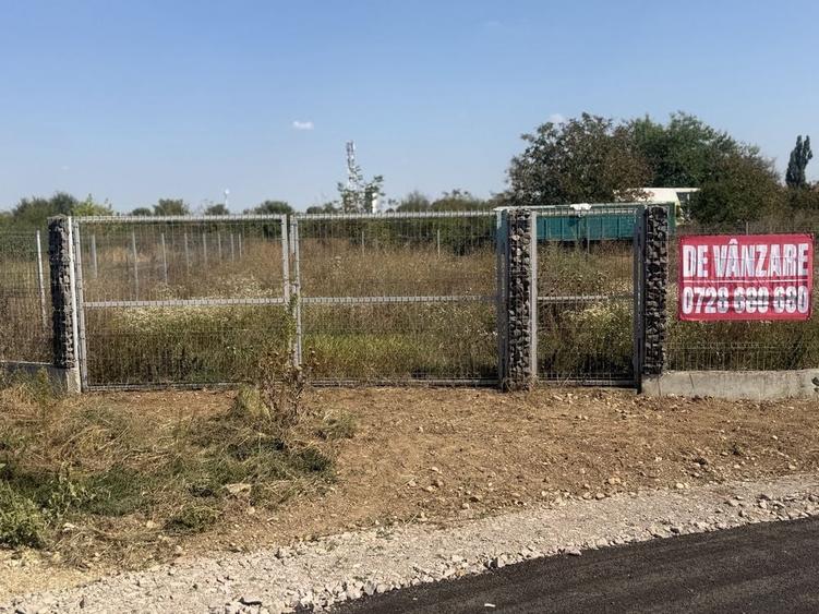 Spațiu comercial, în Periș
