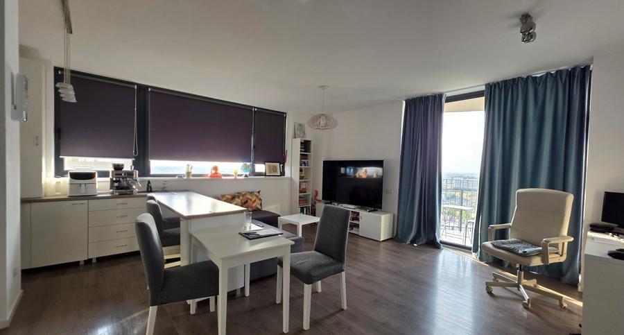 Apartament cu 2 camere decomandat, mobilat în Torontalului