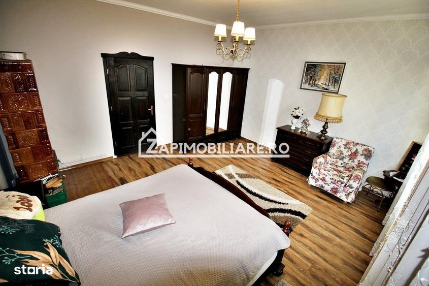 Casă cu 4 camere cu Teren 1100 Mp în Sântana de Mureș