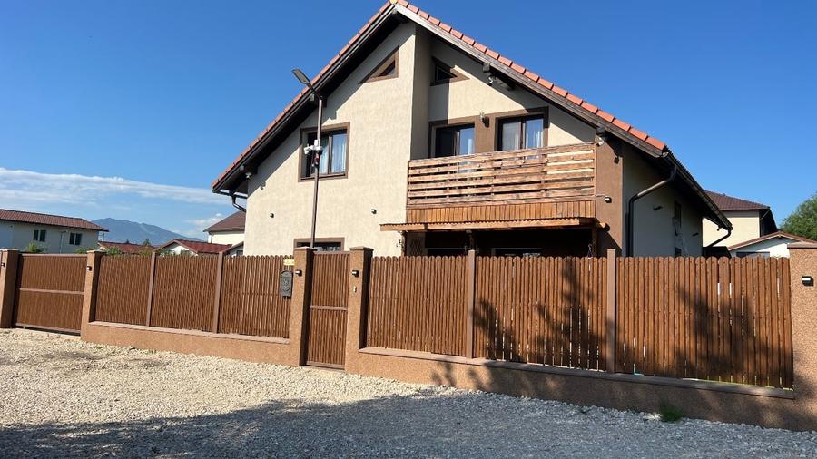 Casă individuală cu 5 camere cu Canalizare în Stupini